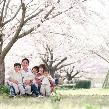 moufotoが撮影した「桜ファミリーフォト」の写真