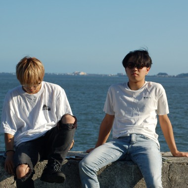 岩瀬佑也が撮影した「夜は大好きです」の写真