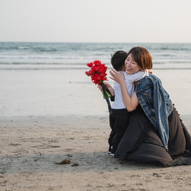 Photo taken by ICHI PHOTO - Post-shooting at Yuigahama Beach in Kamakura