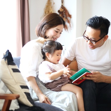 出張撮影HUG TIMEが撮影した「家族写真〜ご自宅にて〜」の写真