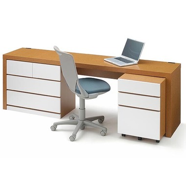 有限会社スタジオホリデーが撮影した「インテリア関係　セット組　家具，什器」の写真