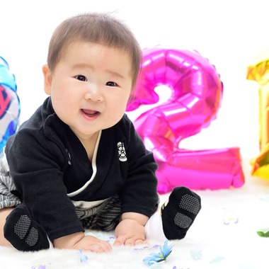 Design studio lumière（井上 敦仁）が撮影した「ハーフバースディフォト」の写真