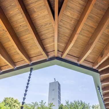 株式会社マルビシが撮影した「南山教会」の写真