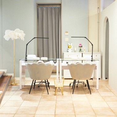 坂元寿行が撮影した「ビューティサロンの撮影」の写真