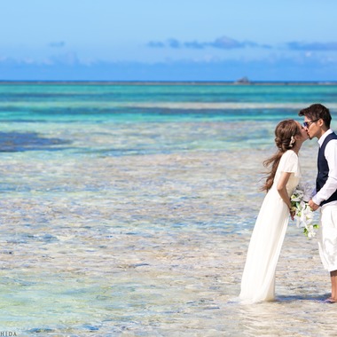 Photo taken by Koji Nishida Photography - Beach Wedding