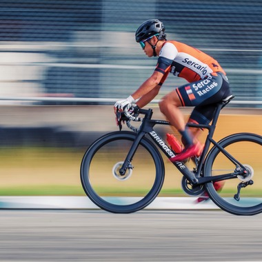 代表　安保　直紀が撮影した「自転車レース」の写真