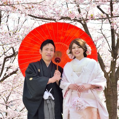 Design studio lumière（井上 敦仁）が撮影した「和装ロケーション・洋装スタジオ ウェディングフォト」のウェディングフォト