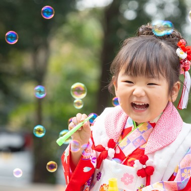 出張撮影ななが出張撮影した「七五三記念写真」の家族写真