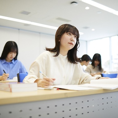 株式会社クリエイティブストゥディオワークス宮田絵里子が撮影した「スクールフォト（大学）」の写真