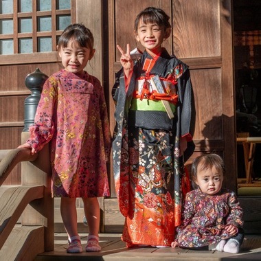 photo39.netが出張撮影した「七五三お宮参り家族写真ロケーションフォト」の家族写真