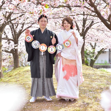 Design studio lumière（井上 敦仁）が撮影した「和装ロケーション・洋装スタジオ ウェディングフォト」のウェディングフォト