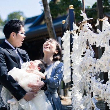 MTワークスが出張撮影した「お宮参り」の家族写真