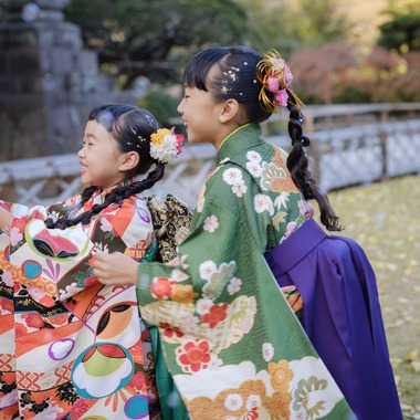 藤原和彦が撮影した「お寺さんでの七五三記念撮影」の写真