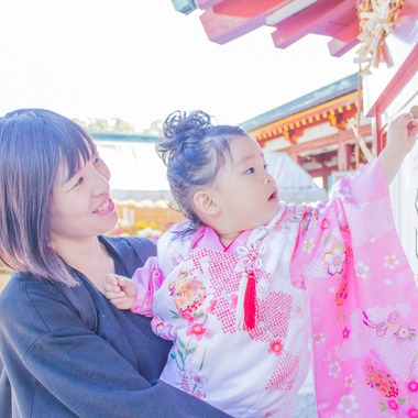 写真スペース　フォトラッシュが出張撮影した「山口県防府天満宮七五三」の家族写真