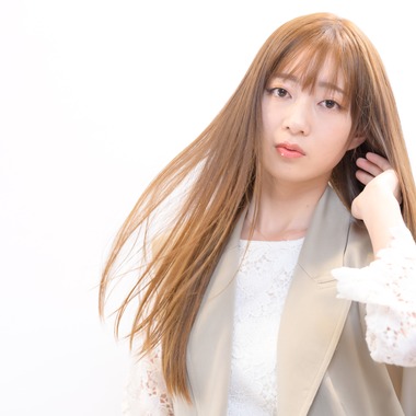 中川昌幸が撮影した「ヘアメイク」の写真