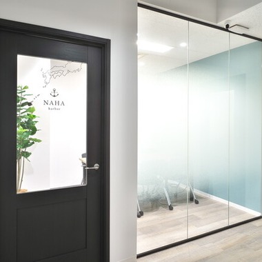 難波卓美が撮影した「オフィスビル・事務所・歯科医院」の写真