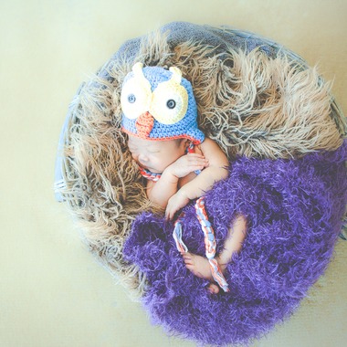 シドニー・クリエイティブフォトグラフィーが出張撮影した「ニューボーンフォト by sydneyphoto」の家族写真