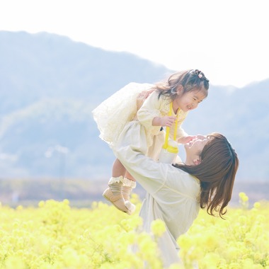 氏家惇志が撮影した「笠岡ベイファーム　菜の花✖︎ファミリー」の写真