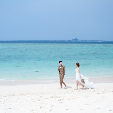 Photo taken by TSURU PHOTO - Pre-shoot (beach photo & Fukugi tree lined)