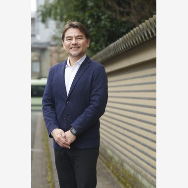 ノーザンスタジオが撮影した「京都の日常を背景としたプロフィール写真」の写真