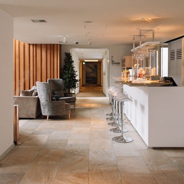 鈴木英治が撮影した「外観・内装」の写真