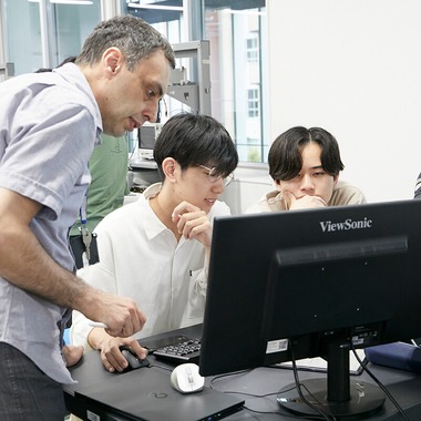 株式会社クリエイティブストゥディオワークス宮田絵里子が撮影した「スクールフォト（大学）」の写真