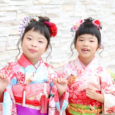 なかがわさとみが撮影した「双子ちゃん七五三＠千葉みなと」の写真
