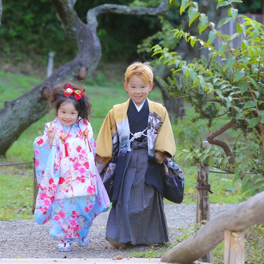 高橋 透（Coo&Sea STUDIO代表）が出張撮影した「七五三フォト＠横浜」の家族写真