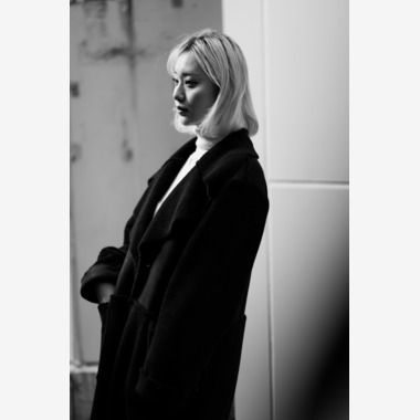 山中菜摘が撮影した「女性ポートレート」の写真