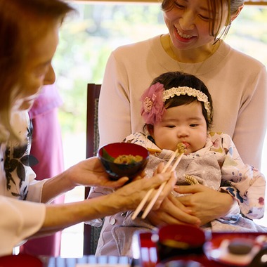 児玉 一成が撮影した「お食い初め（梅の花）」の写真