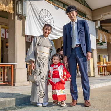 CREATIVE HOUSEが出張撮影した「七五三」の家族写真