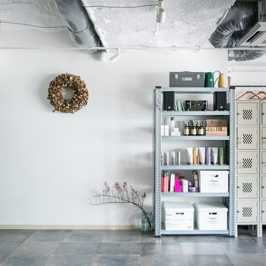 德永三千代が撮影した「ショップ・サロン」の写真