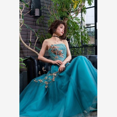 Cinematic Eyes 森川有栄が撮影した「名古屋　オーダードレス　webカタログ用写真」の写真