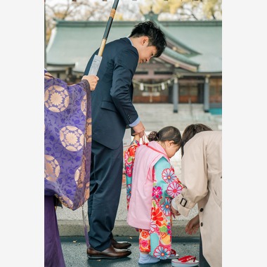 須田桃加が撮影した「護国神社七五三」の写真