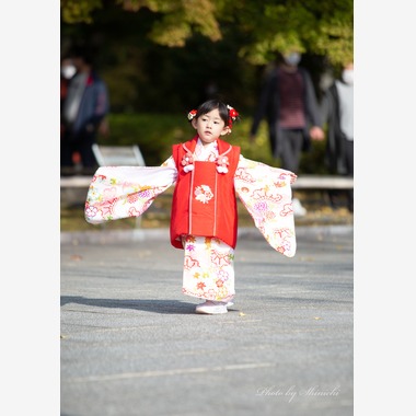 浅野真一が出張撮影した「七五三出張撮影（３歳）」の家族写真