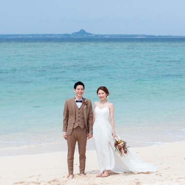 Photo taken by TSURU PHOTO - Pre-shoot (beach photo & Fukugi tree lined)