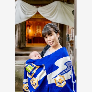 FILMIEREが出張撮影した「お宮参りサンプル」の家族写真