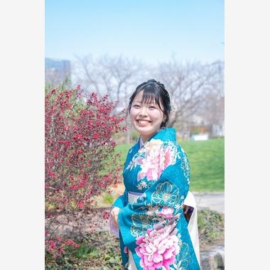 Photography_KanaUが撮影した「袴で卒業式へ（公園）」の写真