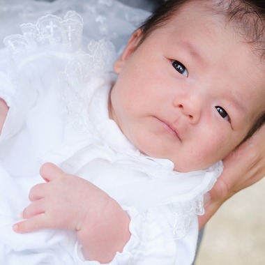 高夏写真店が出張撮影した「お宮参りの撮影」の家族写真