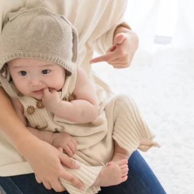 CREATIVE HOUSEが出張撮影した「ハーフバースデー」の家族写真