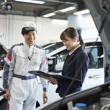 Kohagraphicsが撮影した「自動車販売店　取材」の写真