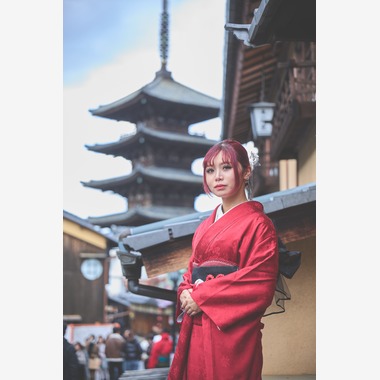 大阪フォトファクトリーが出張撮影した「成人式前撮り」の家族写真