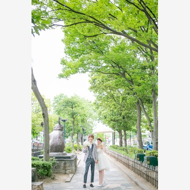 NEMURA FILMSが撮影した「洋装前撮りフォト」のウェディングフォト