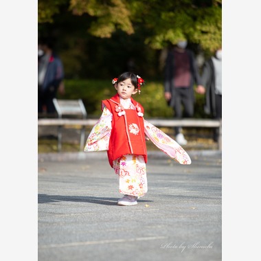 浅野真一が出張撮影した「七五三出張撮影（３歳）」の家族写真