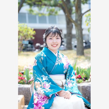 Photography_KanaUが撮影した「袴で卒業式へ（公園）」の写真