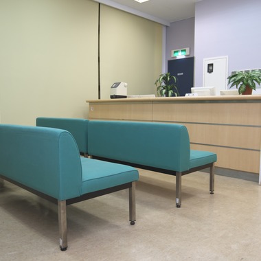 秋山新吾が撮影した「屋内作例」の写真