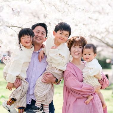 moufotoが撮影した「桜ファミリーフォト」の写真