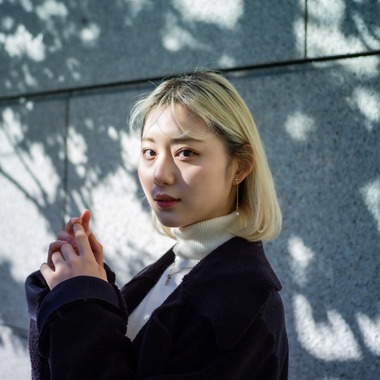 山中菜摘が撮影した「女性ポートレート」の写真