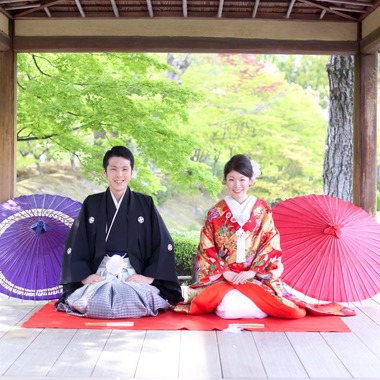 KIKIウェディングが撮影した「新緑の和装」のウェディングフォト