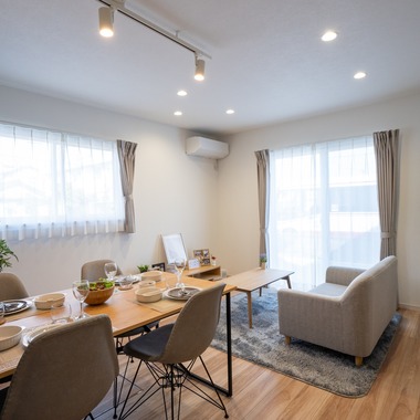 THE CLIPSが撮影した「コマーシャル」の写真